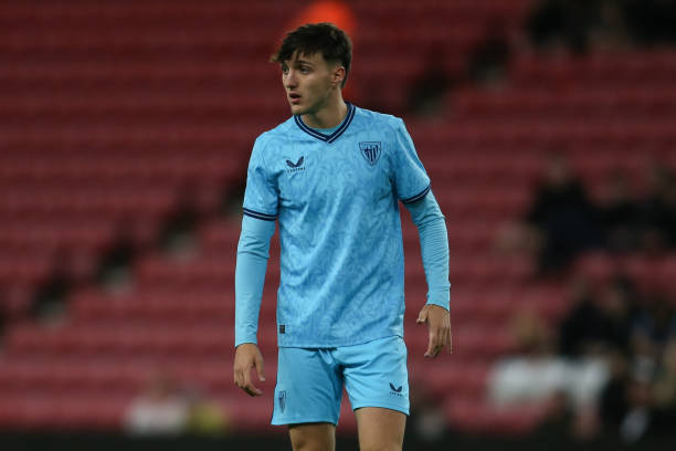 凭借其卓越 凭借其卓越